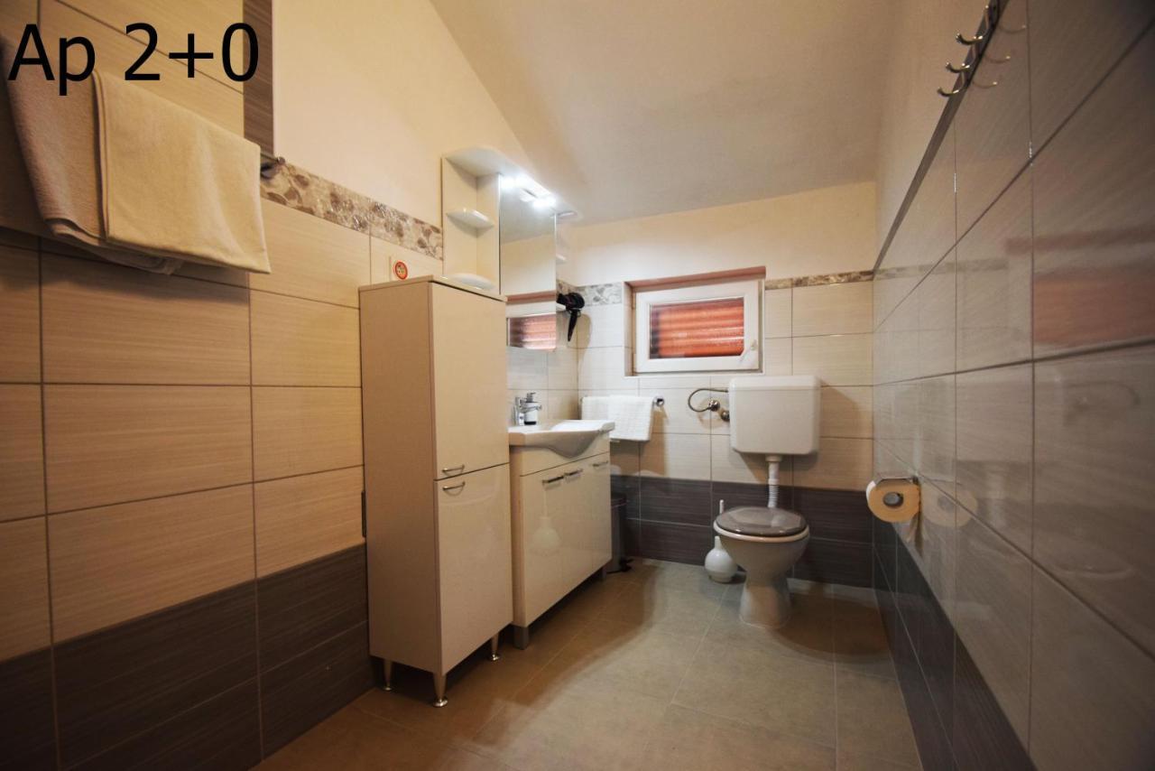 Apartments Mira 斯塔利格拉德-帕克利尼卡 外观 照片